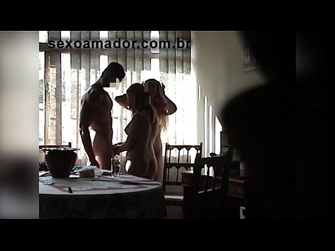 ❤️ Os amigos sexuais invitan a un home xigante e a un trío con el Super sexo en nós ❌❤