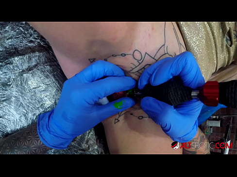 ❤️ Sully Savage, moi tatuada, tatuouse no clítoris Super sexo en nós ❌❤