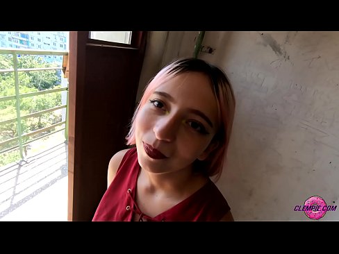 ❤️ Student Sensual chupa a un estraño no interior - Cum on his face Super sexo en nós ❌❤